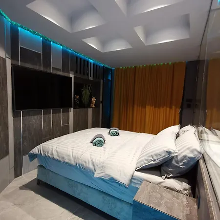 Private Penthouse *