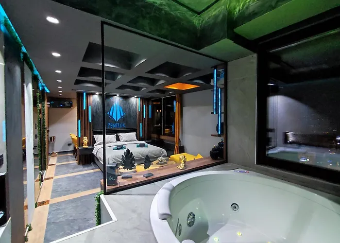 Private Penthouse Apartment *